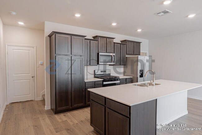 2020 Saddle Way, Mesquite, TX 75149 - photo 3