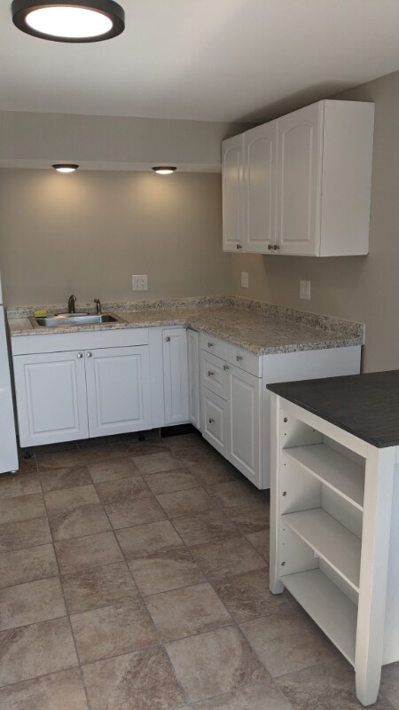 27 W Hill Terrace unit 27B, Naugatuck, CT 06770 - photo 6