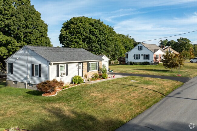 Ranch-style homes in Webster deliver easy living and timeless suburban charm.