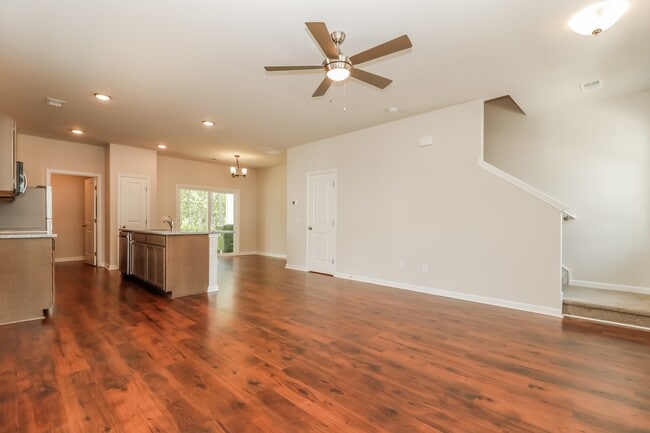 107 Morning Line Dr, Moncks Corner, SC 29461 - photo 3