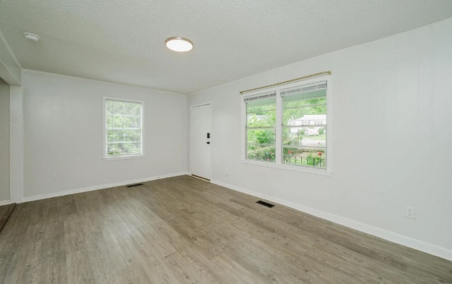 2033 E Lake Blvd, Birmingham, AL 35217 - photo 6