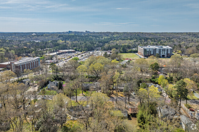 The Glen Lennox neighborhood remains a sought-after location, situated approximately 2 miles from the UNC-Chapel Hill campus.
