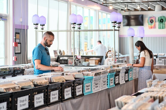 Browse through thousands of albums at Hub City Vinyl for your favorite artist on vinyl.