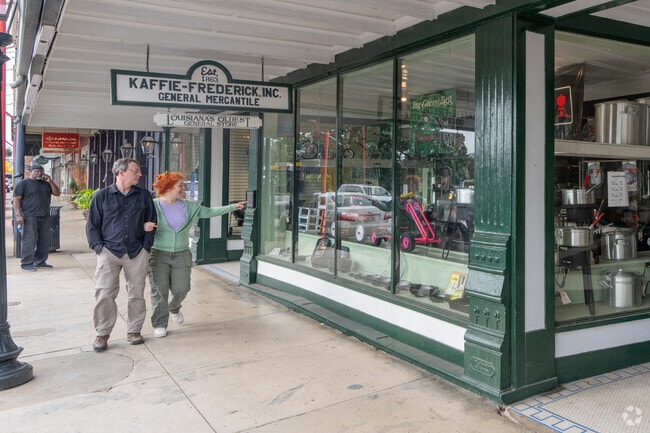 Natchitoches blends history with vibrant local shopping experiences.