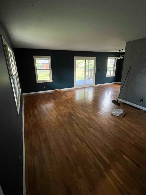 750 E Gay St, Warrensburg, MO 64093 - photo 2