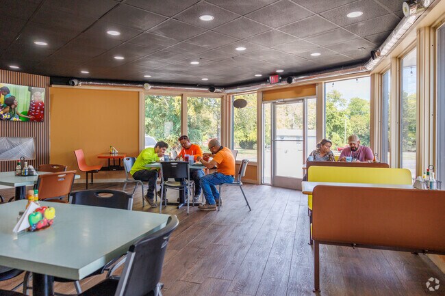 Oak Park offers many food options for the residents.