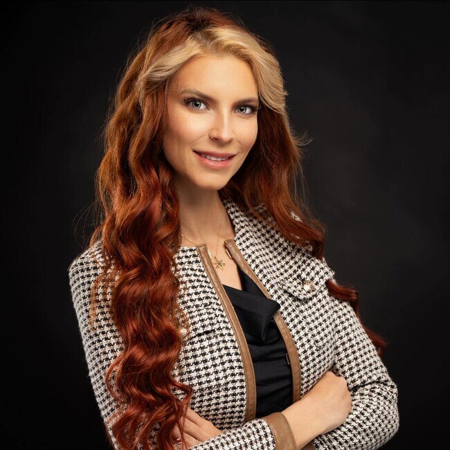 Agent Photo