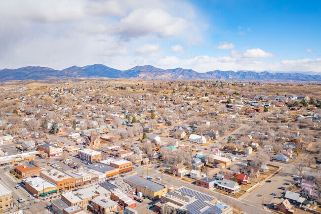 Nestled along the Colorado River, Rifle, Colorado, blends Old West charm with rugged natural beauty. This historic town offers stunning mountain views, a rich cowboy heritage, and endless outdoor adventures, from fishing and hunting to hiking and rock climbing, making it a true Western gem.