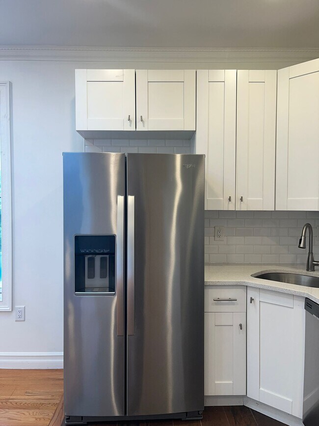 373 Danforth Ave unit 405, Jersey City, NJ 07305 - photo 6