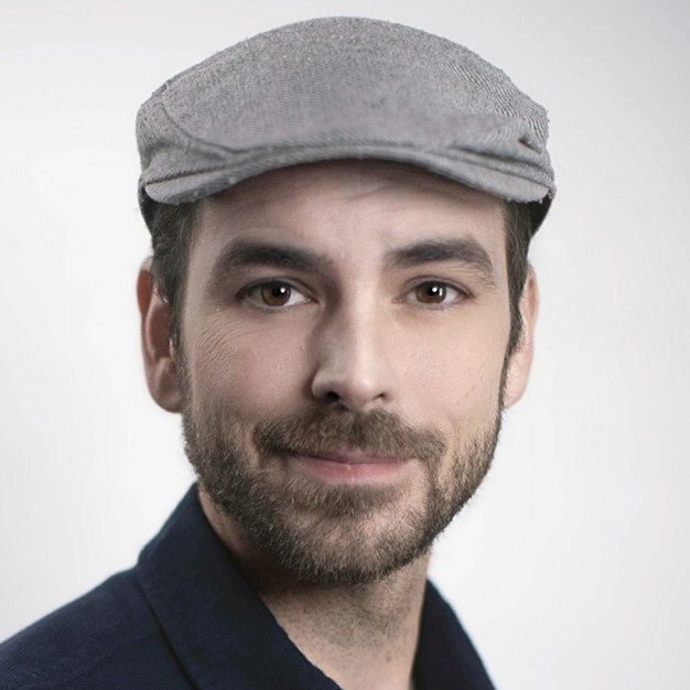Agent Photo