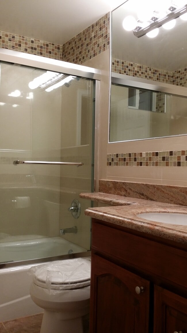 271 Westridge Ave unit Inlaw, Daly City, CA 94015 - photo 2