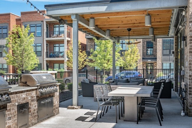 Jeffrey Park Exterior Community Space