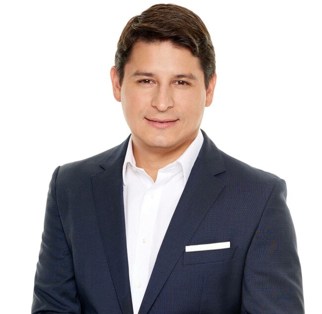 Agent Photo