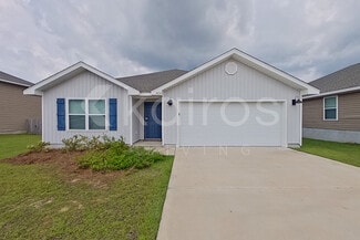 4614 Malay Cir, Pace, FL 32571