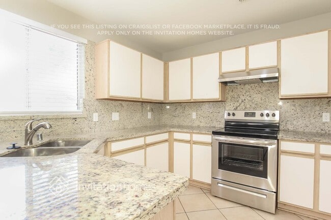 12934 W Laurel Ln, El Mirage, AZ 85335 - photo 5