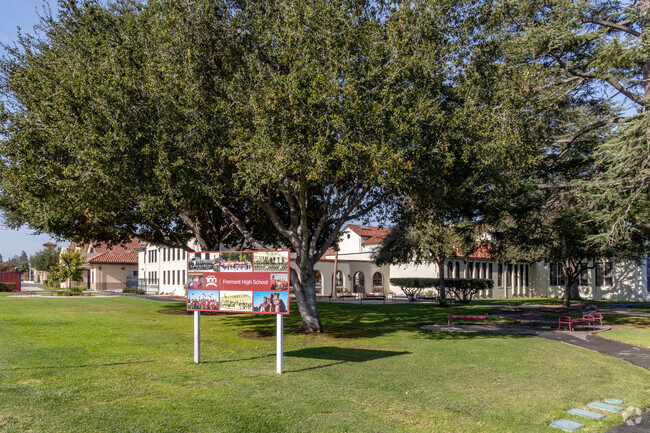 Fremont High School, Rankings & Reviews - Homes.com