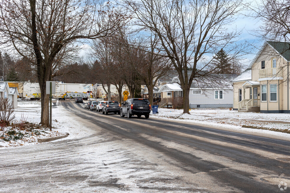 NH_Longfellow_556834_P2_V1_011025