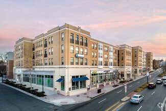 450 N Washington St, Falls Church, VA 22046