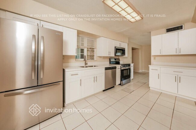 5674 Parke Ave, West Palm Beach, FL 33407 - photo 6