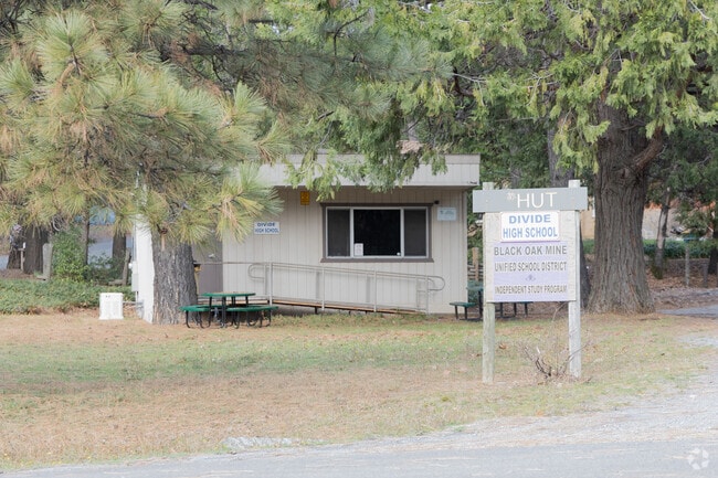 Divide High School serves students in grades 9-12.