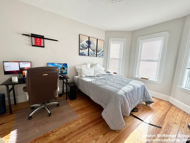 74 Marine Rd unit 3, Boston, MA 02127 - photo 7