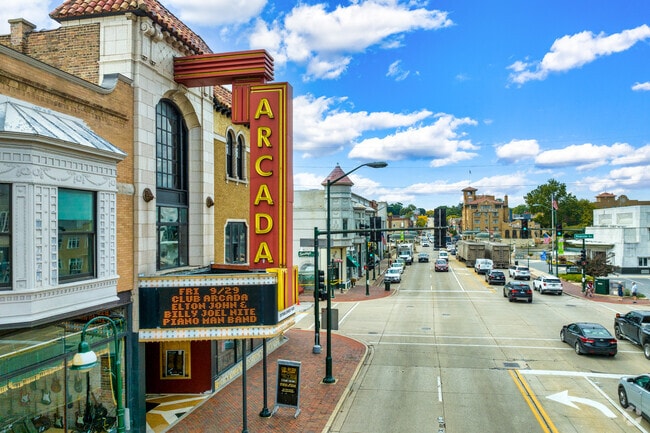 The Arcadia Theater on Main St holds a variety of concerts & shows in St. Charles, IL.