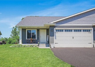 3270 White Oak Ln, Eau Claire, WI 54703