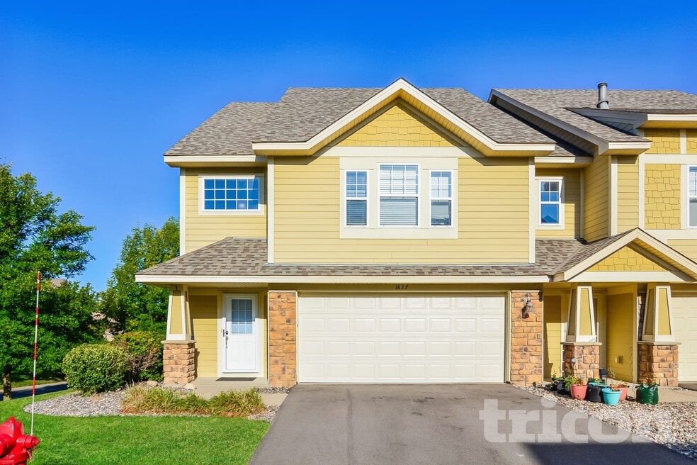 1627 Fox Hunt Way, Victoria, MN 55386 - photo 1