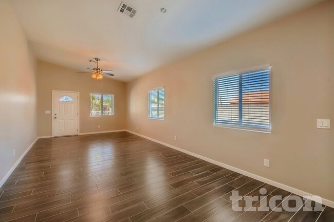 4411 S 19th St, Phoenix, AZ 85040 - photo 2