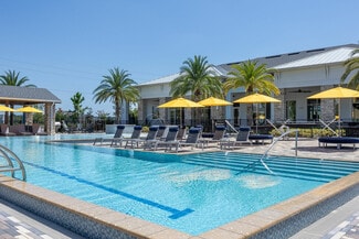 1401 Reed Canal Rd, Port Orange, FL 32129