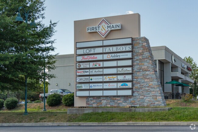 Ellett-Jennelle is ideal for those seeking a suburban feel with city conveniences.