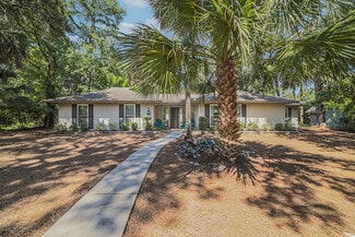 16 Pelican St, Hilton Head Island, SC 29928