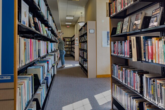 Summit County Public Library Goodyear Branch iis located in n Middlebury.