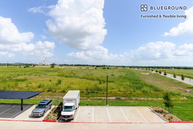 3801 N A W Grimes Blvd unit FL3-ID323, Round Rock, TX 78665 - photo 6