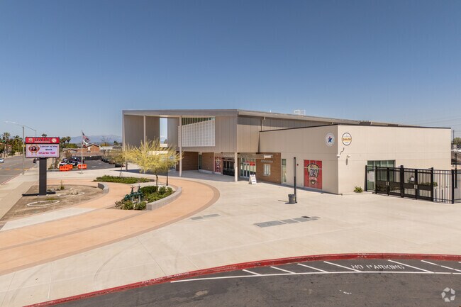 Dale Jr. High School is a state-of-the-art facility aligning students needs with future growth.