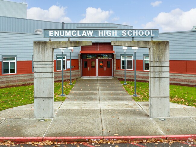 Earning a B from Niche, Enumclaw High School serves the older students in the area.