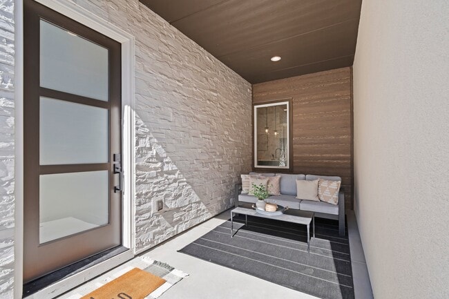 724 S Calhoun Ln, Star, ID 83669 - photo 2