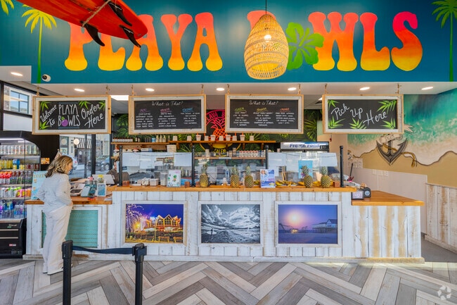 Playa bowls in Tuscan Village serves up refreshing acai bowls, smoothies, and tropical flavors in a bright, beach-inspired setting.