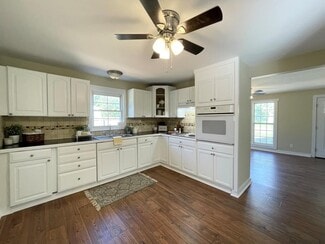 1936 N Dixie Ave, Cookeville, TN 38501