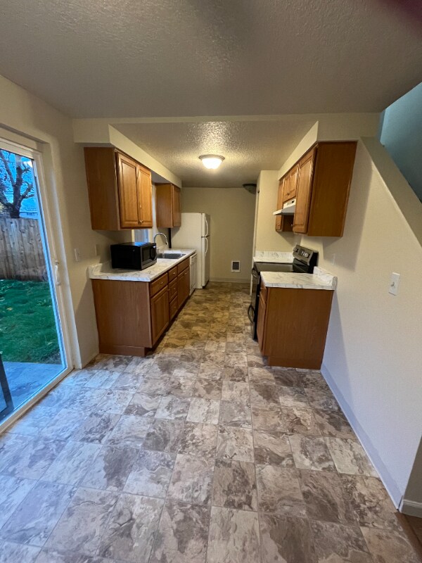 2907 SE 38th Ct unit 2909 SE 38th Ct. Hil, Hillsboro, OR 97123 - photo 4