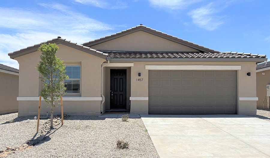 1457 Valle de Colores St NW, Los Lunas, NM 87031 - photo 1