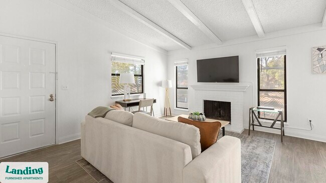 5272 Tamarus St unit 1404D.1411247, Las Vegas, NV 89119 - photo 2