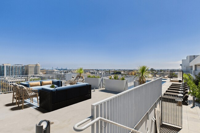 Thrive on 5th, San Pedro, CA 90731 - photo 6