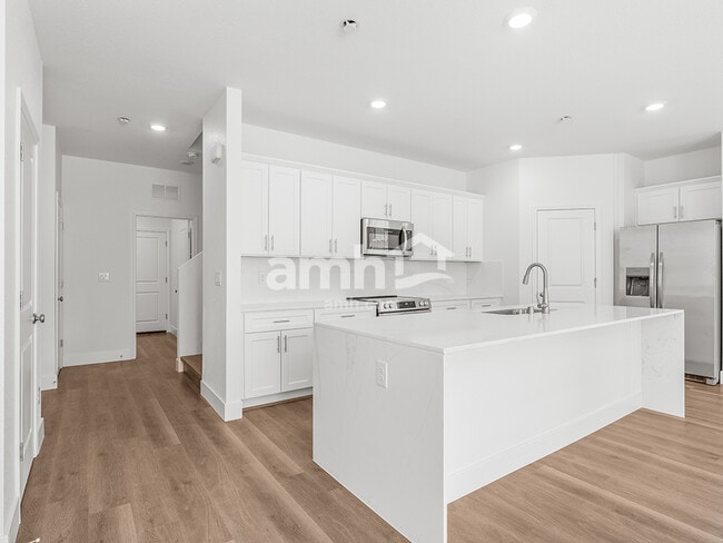 8444 Black Friday Ct, Las Vegas, NV 89113 - photo 4