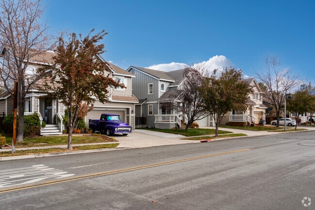 In the heart of Wingfield Springs you can find townhomes built in the early 2000's.