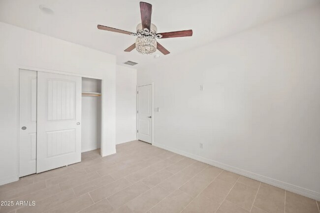 38167 W San Juan Ave, Coyote Ridge, AZ 85354 - photo 6