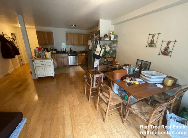 34 Raymond St unit 34A, Allston, MA 02134 - photo 3