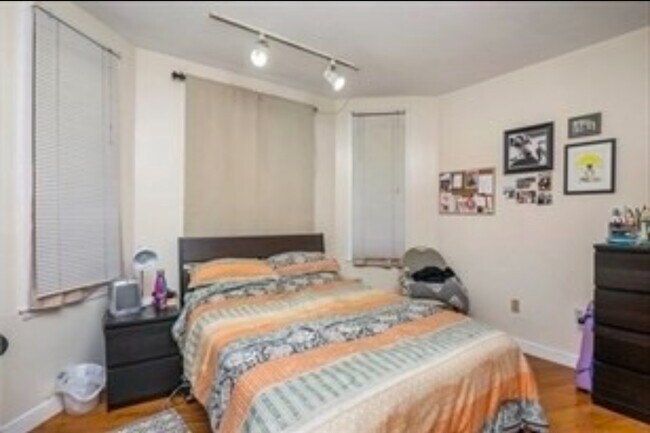 1706 Commonwealth Ave unit 32, Brighton, MA 02135 - photo 2
