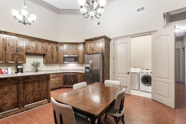 30 Baronne St unit ID1265939P, New Orleans, LA 70112 - photo 7