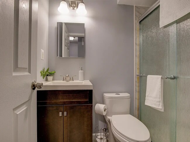 141 N Patterson Park Ave, Baltimore, MD 21231 - photo 4